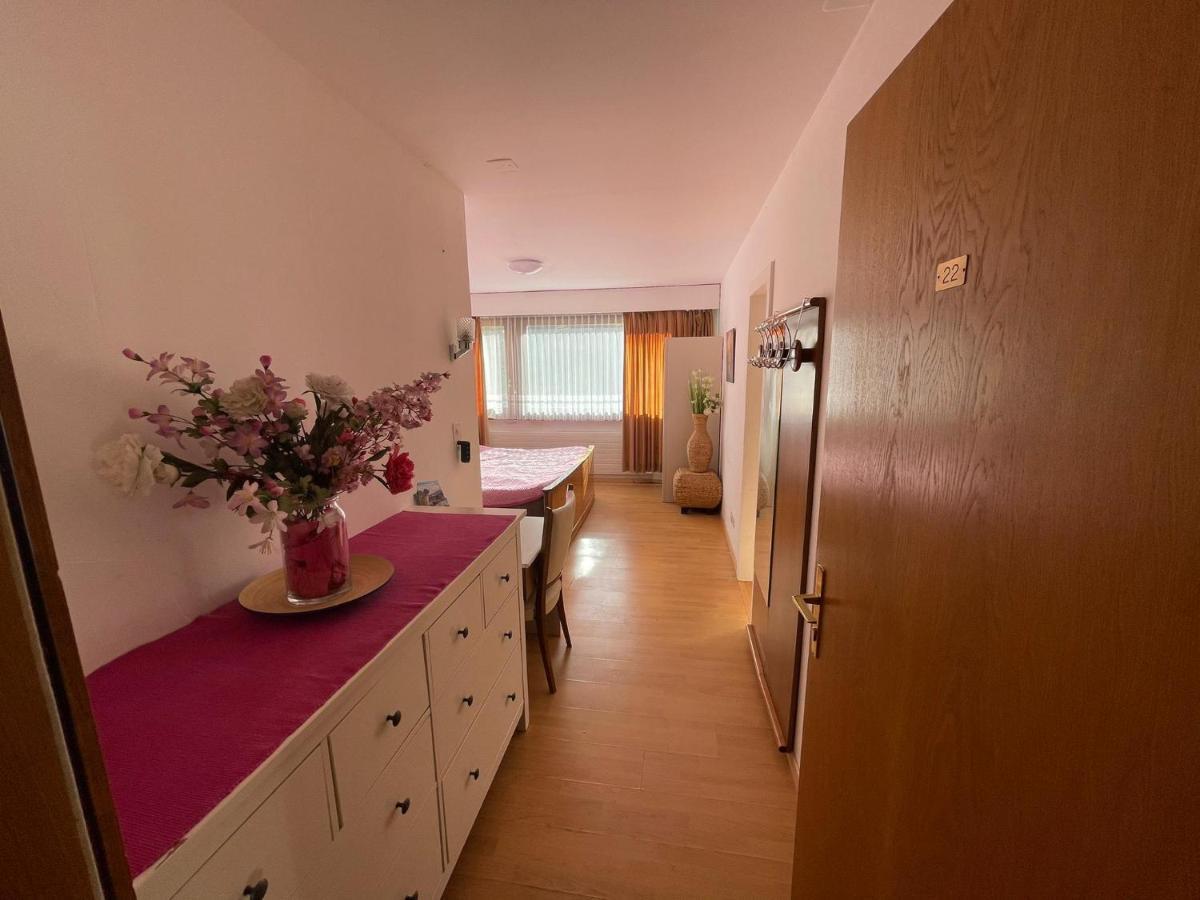 Les Nis Apartment Бур-Сан-Пиер Екстериор снимка