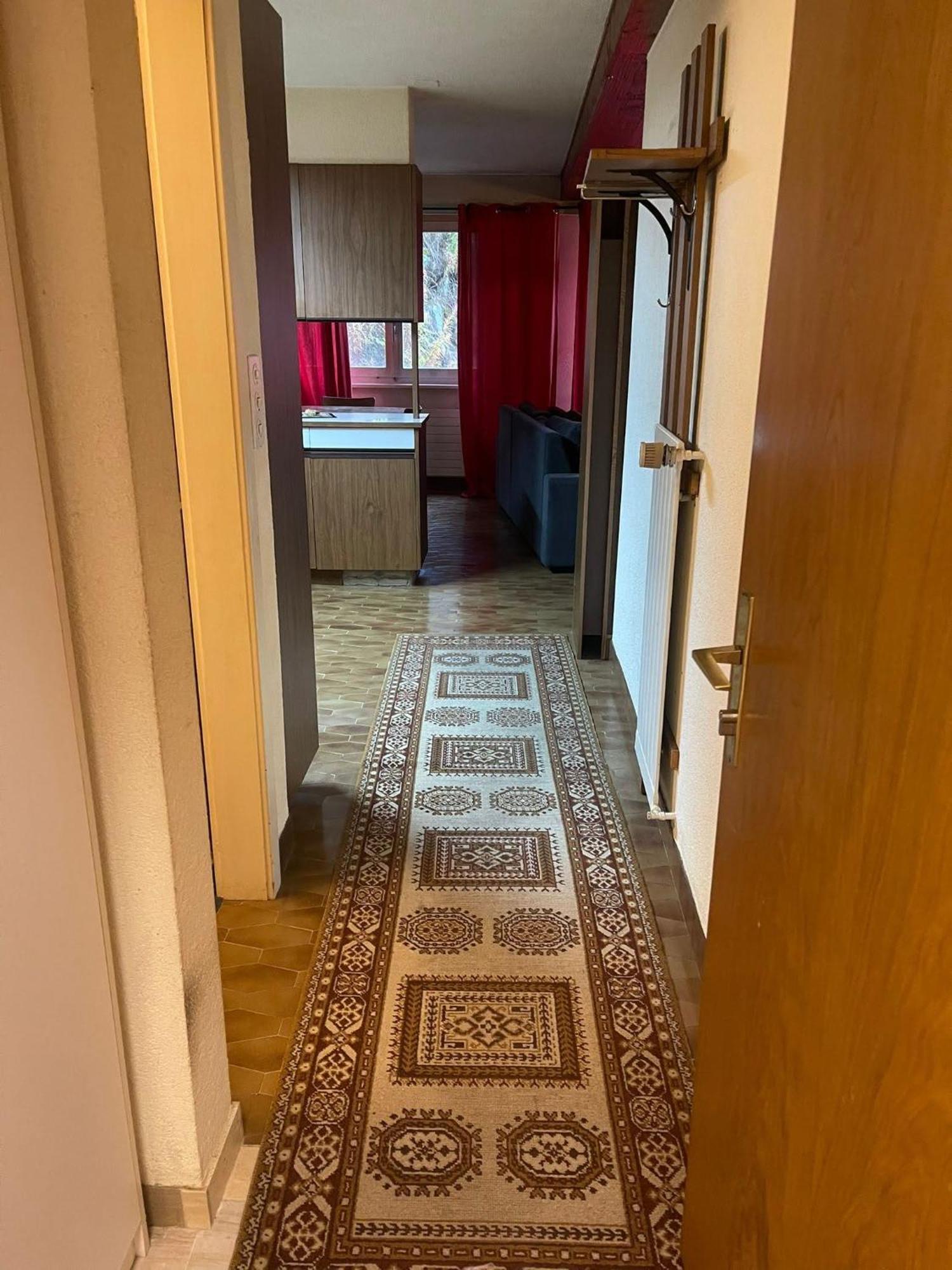 Les Nis Apartment Бур-Сан-Пиер Екстериор снимка